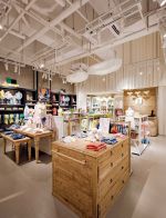 100平米温馨童装店装修设计案例